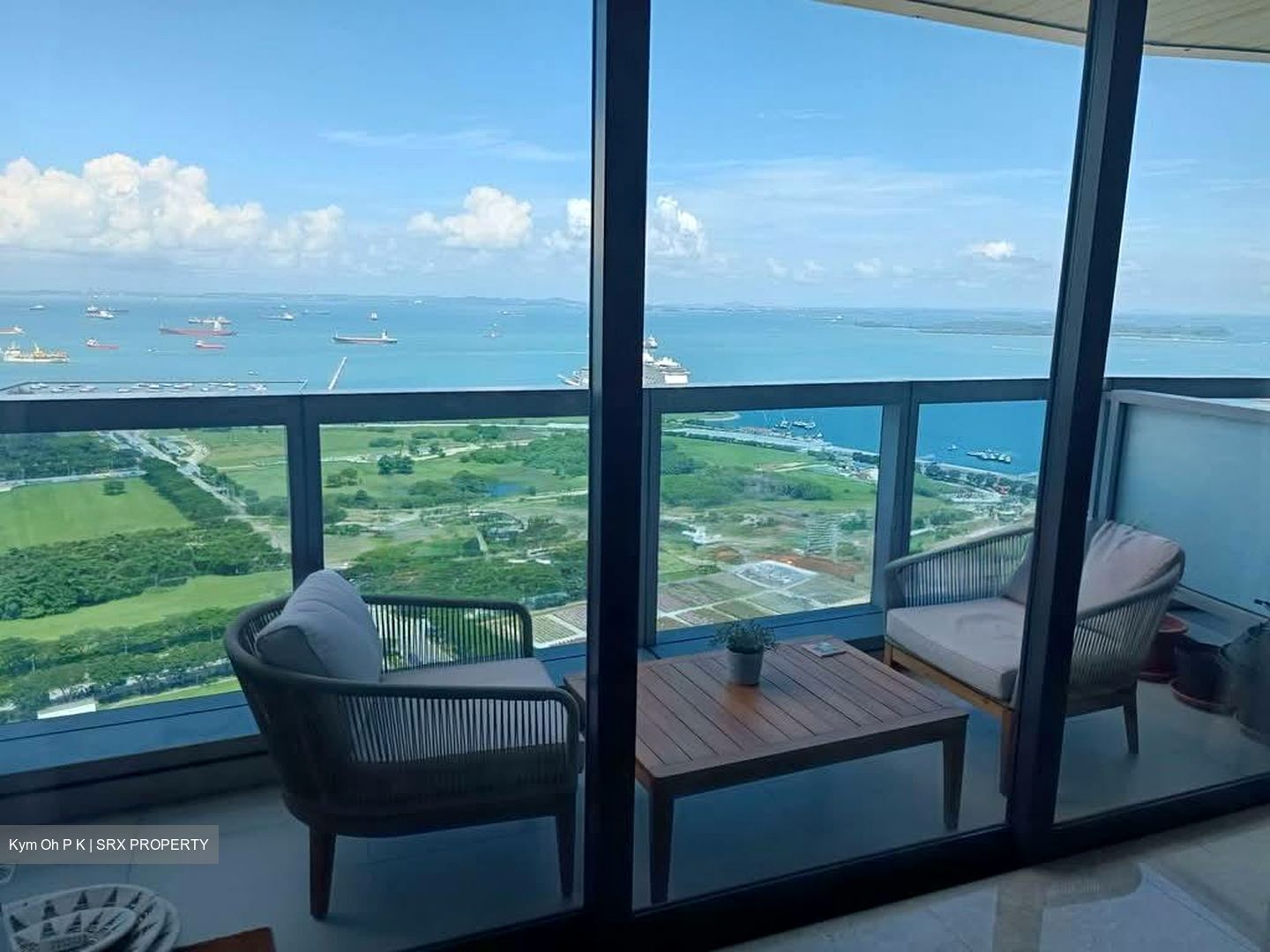 Marina Bay Residences (D1), Condominium #565340101